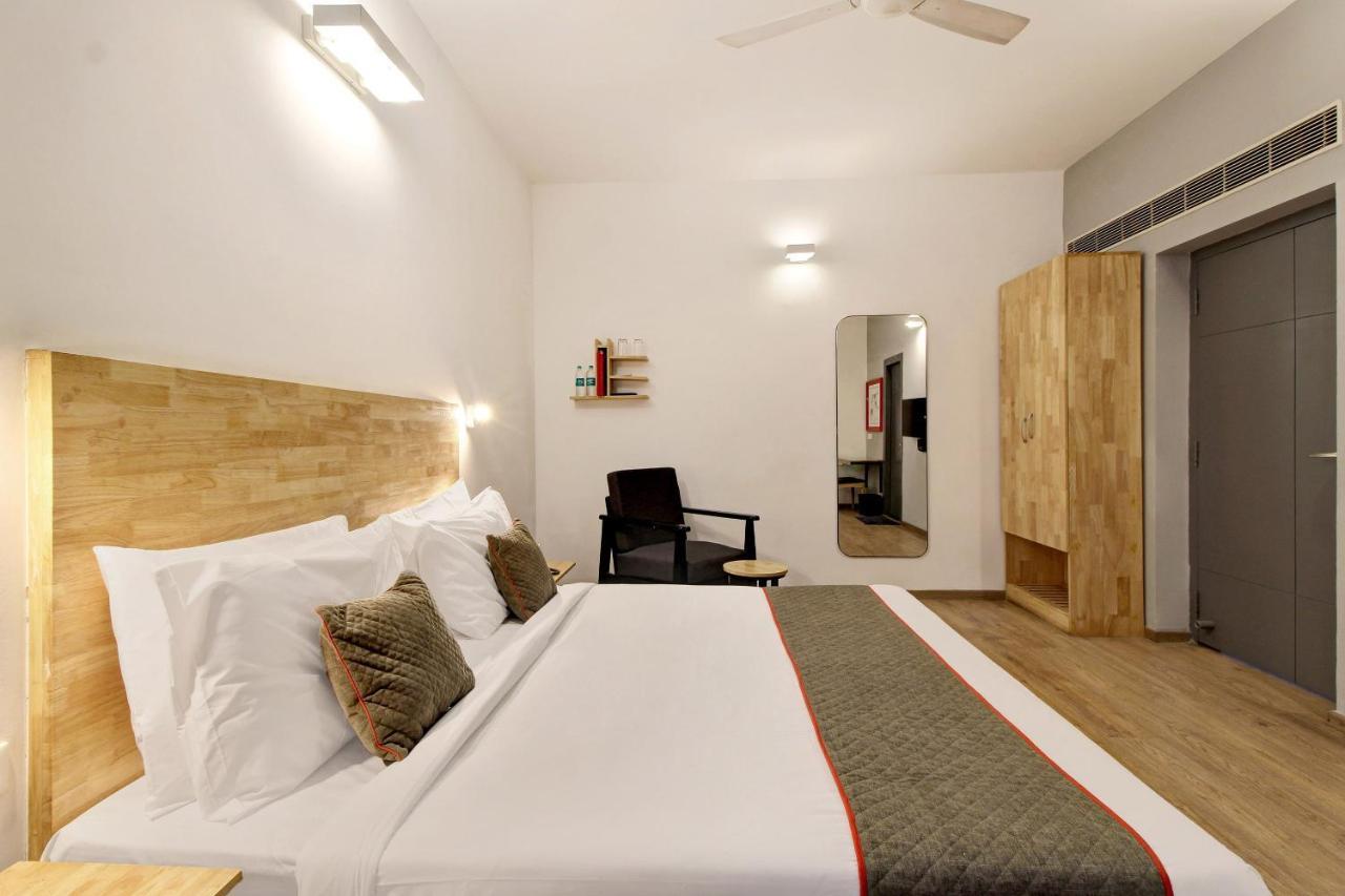 Oyo Townhouse 9 Hitech City Hyderabad Exterior photo